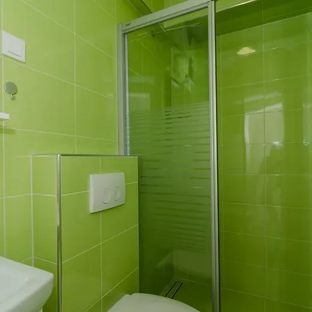 Apartman Eva *
